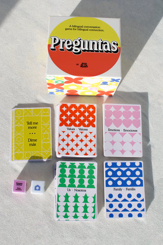 Preguntas Bilingual Conversation Card Game