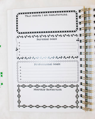 Live, Laugh, Latina 2026 Weekly Planner